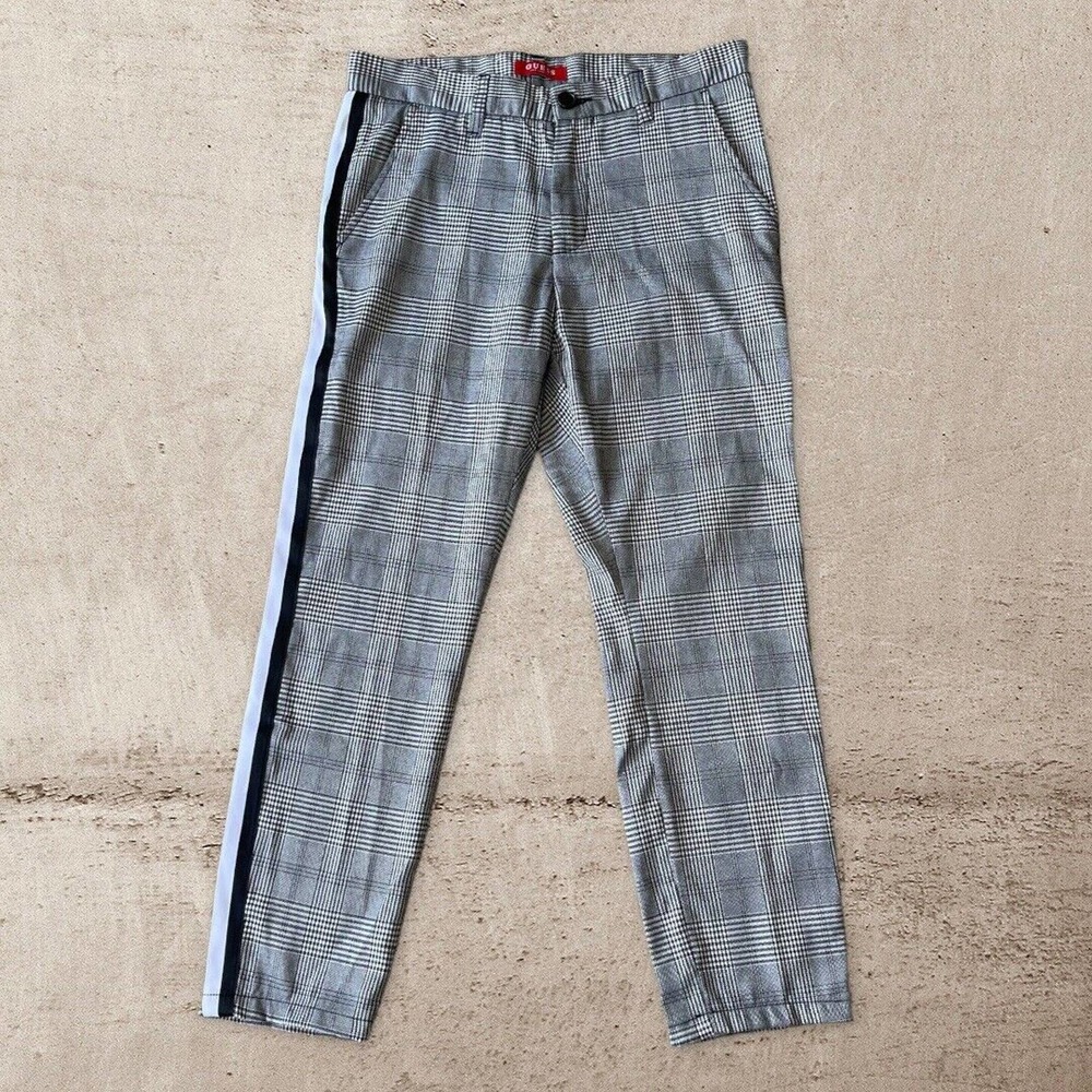 Guess Plaid Chino Pants Stripe Size 32 x 29 Gray Black White Accent Strip EUC